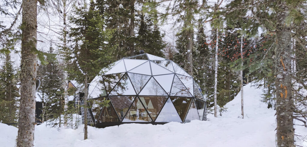 Глэмпинг. Купольный дом