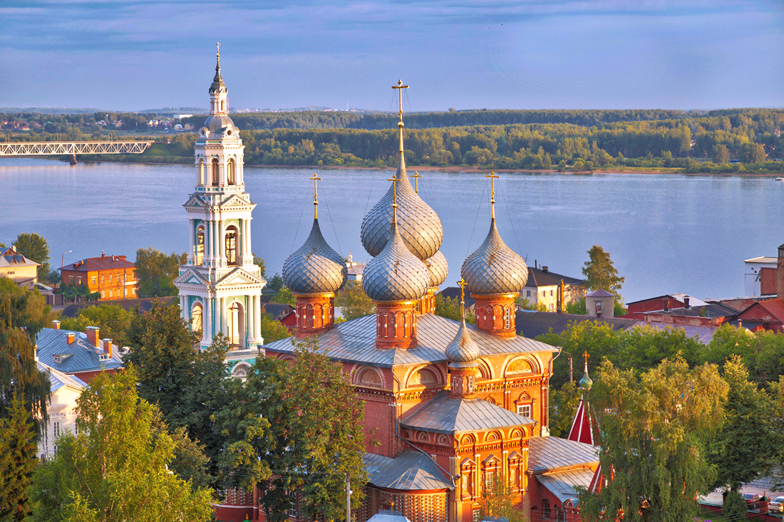Церковь Воскресения на Дебре